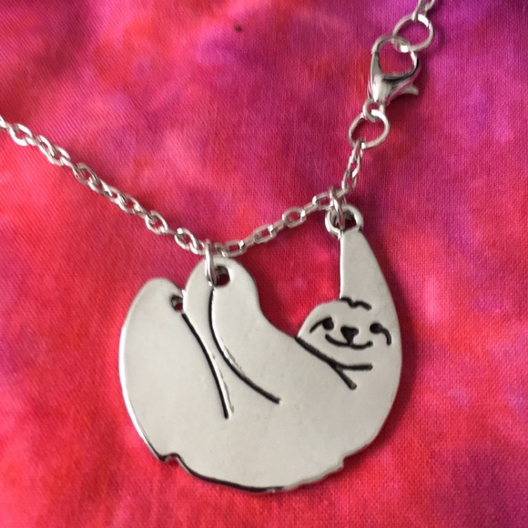 Jewelry - Sloth necklace